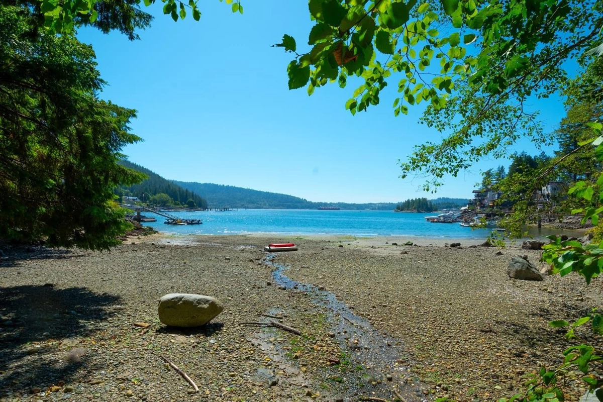 Walk-In Closet Photo of 4855 Belcarra Bay Road, Port Moody, BC