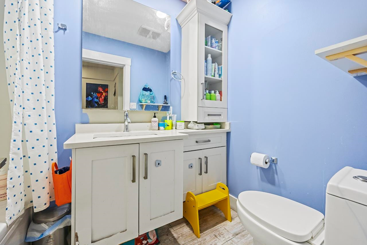 Primary Bathroom Photo of 778 E 52nd Avenue, Vancouver, BC