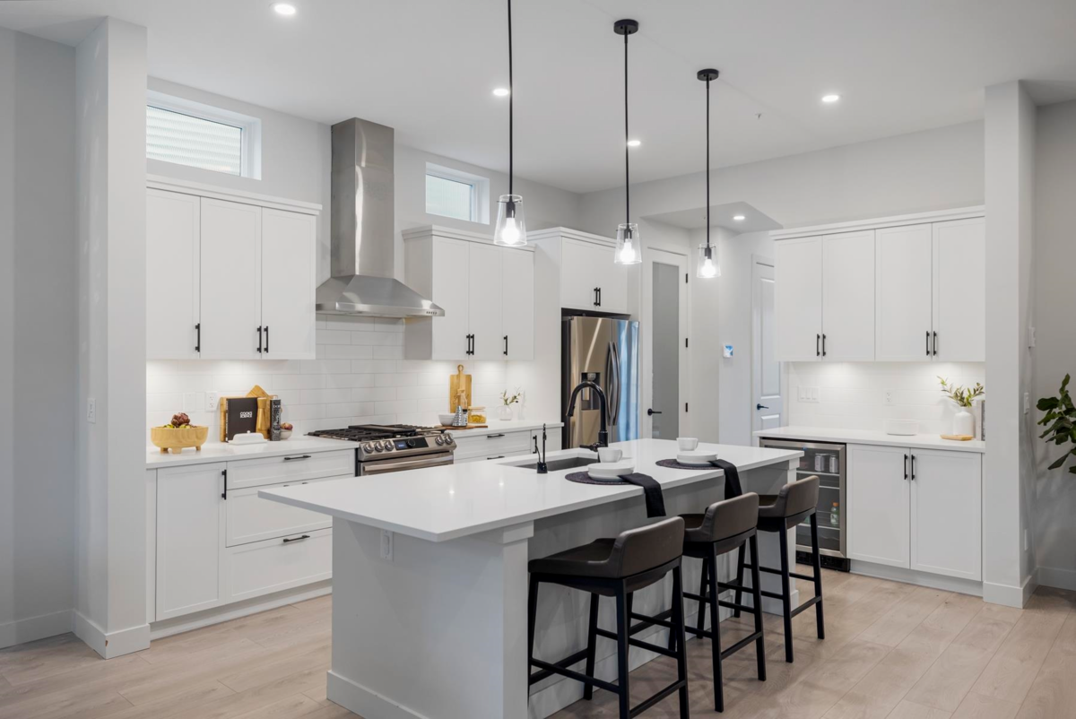 Breakfast Nook Photo of 11371 Mcdougal Street, Maple Ridge, BC