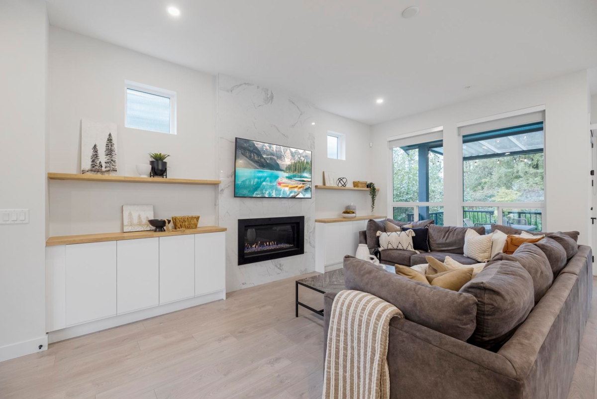 Dining Area Photo of 11371 Mcdougal Street, Maple Ridge, BC
