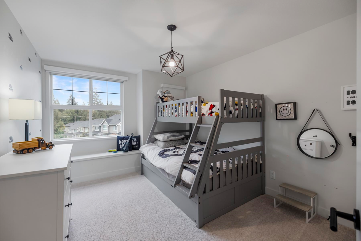 Hallway Photo of 11371 Mcdougal Street, Maple Ridge, BC