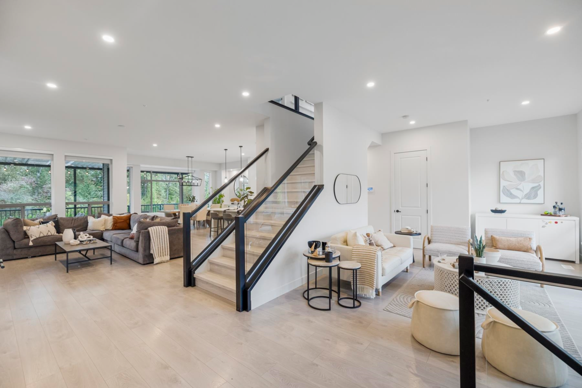 Living Room Photo of 11371 Mcdougal Street, Maple Ridge, BC