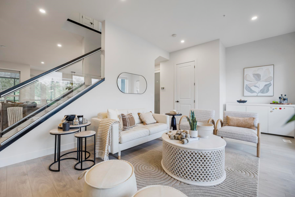 Powder Room Photo of 11371 Mcdougal Street, Maple Ridge, BC