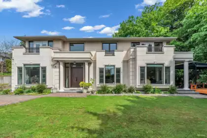 1835 Mathers Avenue, West Vancouver, BC, Ambleside — 7 bed single family residence for sale