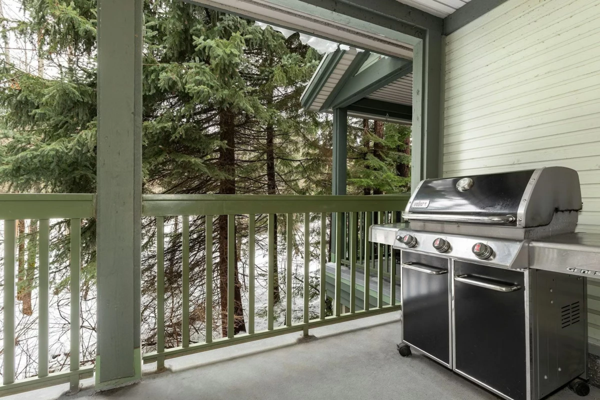 Guest Bathroom Photo of 52 4355 Northlands (Week 9) Boulevard, Whistler, BC