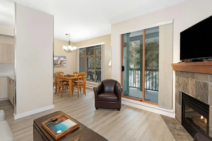 52 4355 Northlands (Week 9) Boulevard, Whistler, BC, Whistler — Apartment/Condo for sale