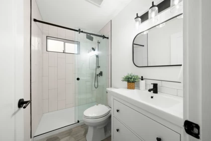 Laundry Room Photo of 10 4855 57 Street, Delta, BC