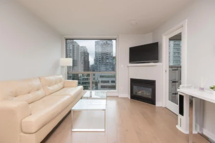 1006 928 Richards Street, Vancouver, BC