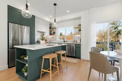 28 19330 Fairway Drive, Surrey, BC, Surrey — Townhouse for sale
