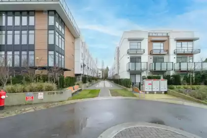 31 6328 King George Boulevard, Surrey, BC, East Newton — 3 bed townhouse for sale