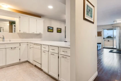 Breakfast Nook Photo of 307 45660 Knight Road, Chilliwack, BC