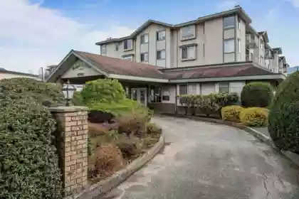 307 45660 Knight Road, Chilliwack, BC, Sardis West Vedder — 1 bed apartment/condo for sale