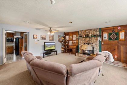 Hallway Photo of 3132 Bradner Road, Abbotsford, BC