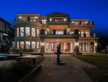 1327 Chartwell Drive, West Vancouver, BC