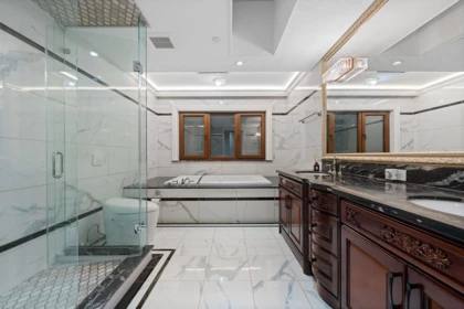 Mudroom Photo of 1327 Chartwell Drive, West Vancouver, BC