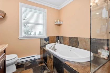 Office / Den Photo of 1122 Rochester Avenue, Coquitlam, BC