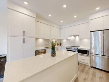 513 700 Clarke Road, Coquitlam, BC, Coquitlam — Apartment/Condo for sale