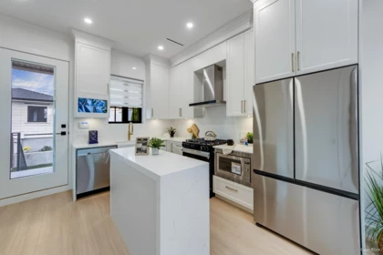 1347 E 64th Avenue, Vancouver, BC, Vancouver — Half Duplex for sale