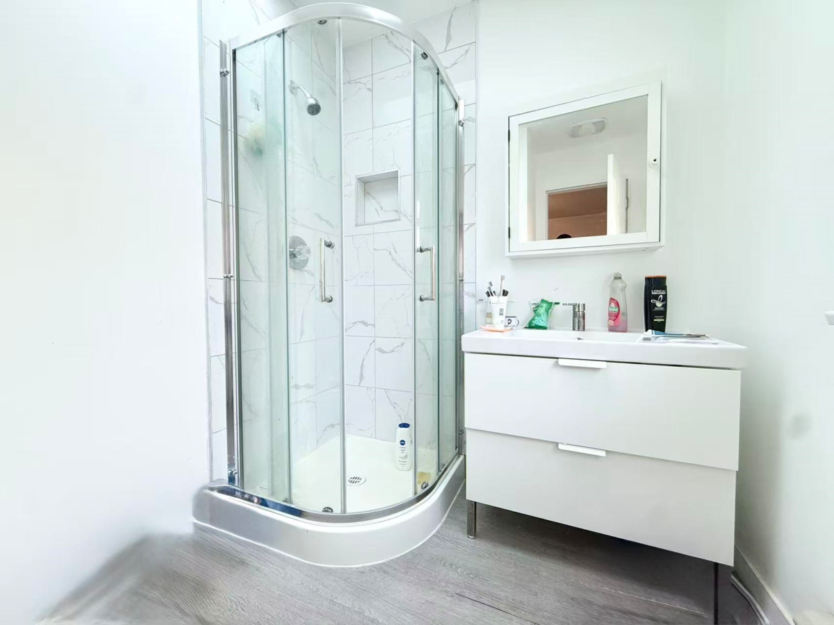 Basement Recreation Room Photo of 5831 Laurelwood Court, Richmond, BC