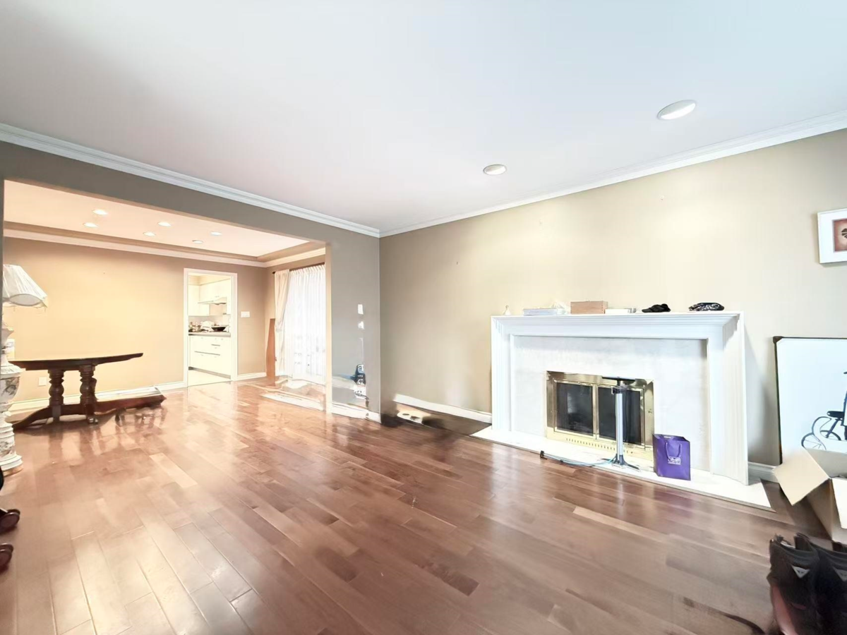 Pantry Photo of 5831 Laurelwood Court, Richmond, BC