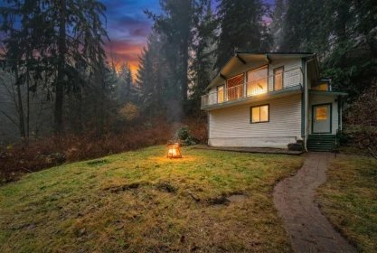 Backyard Photo of 4520 Lynn Valley Road, North Vancouver, BC
