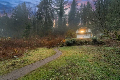 Garden / Landscaping Photo of 4520 Lynn Valley Road, North Vancouver, BC