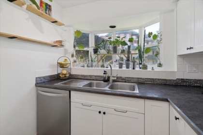 Breakfast Nook Photo of 105 2962 Trethewey Street, Abbotsford, BC