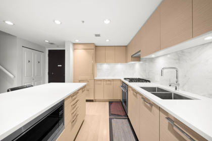 102 6700 Dunblane Avenue, Burnaby, BC, Metrotown — 3 bed townhouse for sale