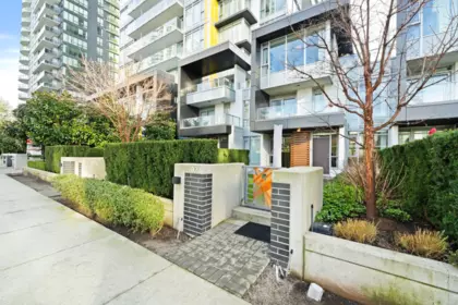 Garden / Landscaping Photo of 102 6700 Dunblane Avenue, Burnaby, BC