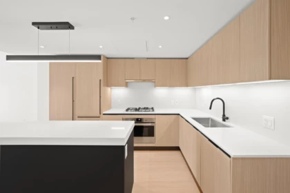505 2235 E Broadway, Vancouver, BC