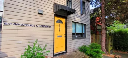 Hot Tub / Spa Photo of 406 Union Street, Vancouver, BC