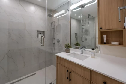 Powder Room Photo of 3350 Cobblestone Avenue, Vancouver, BC