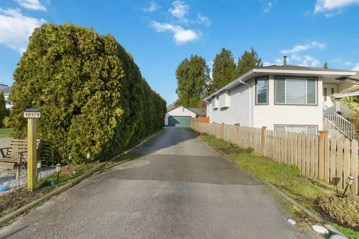 Fitness Center Photo Near 19379 Cusick Crescent, Pitt Meadows, BC