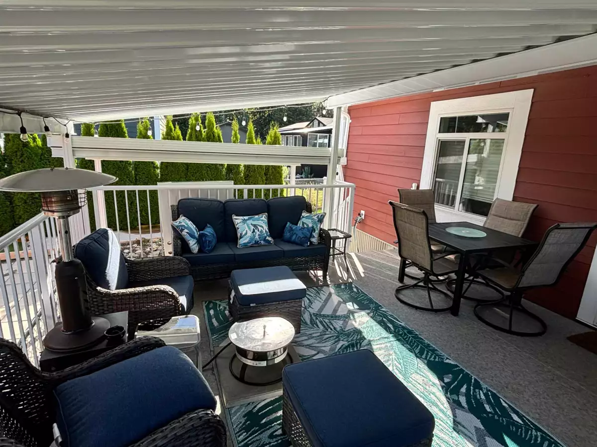 Dining Area Photo of 29 59060 Lougheed Highway, Hope, BC