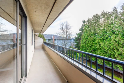 Outdoor Patio Photo of 313 20460 54 Avenue, Langley, BC
