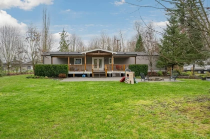 Hot Tub / Spa Photo of 26979 58 Avenue, Langley, BC