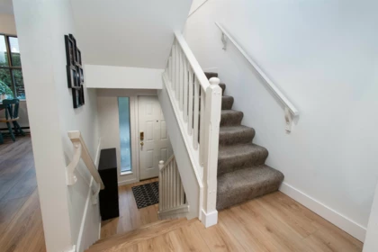 Office / Den Photo of 5 229 E 8th Street, North Vancouver, BC