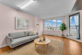 910 3489 Ascot Place, Vancouver, BC