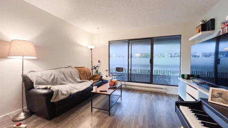302 5800 Cooney Road, Richmond, BC