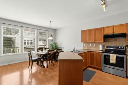 33 6588 188 Street, Surrey, BC, Surrey — Townhouse for sale