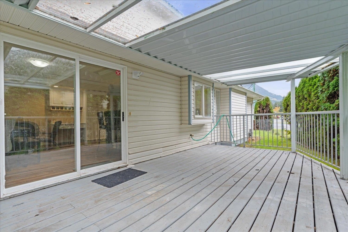 Front Yard Photo of 65885 Ogilview Drive, Hope, BC