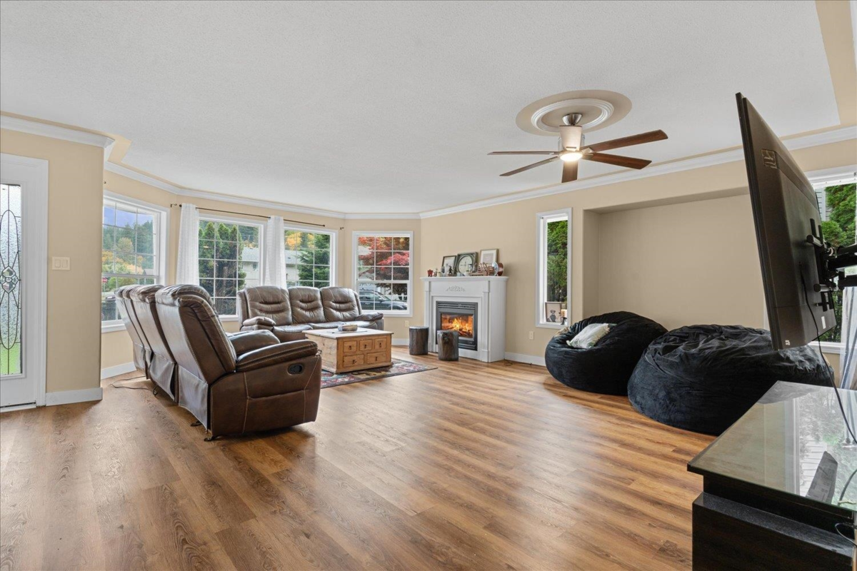 Kitchen Photo of 65885 Ogilview Drive, Hope, BC