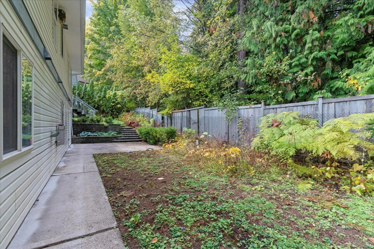 Outdoor Deck Photo of 65885 Ogilview Drive, Hope, BC