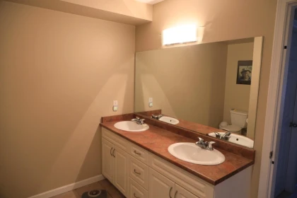 Walk-In Closet Photo of W202 5780 Trail Avenue, Sechelt, BC
