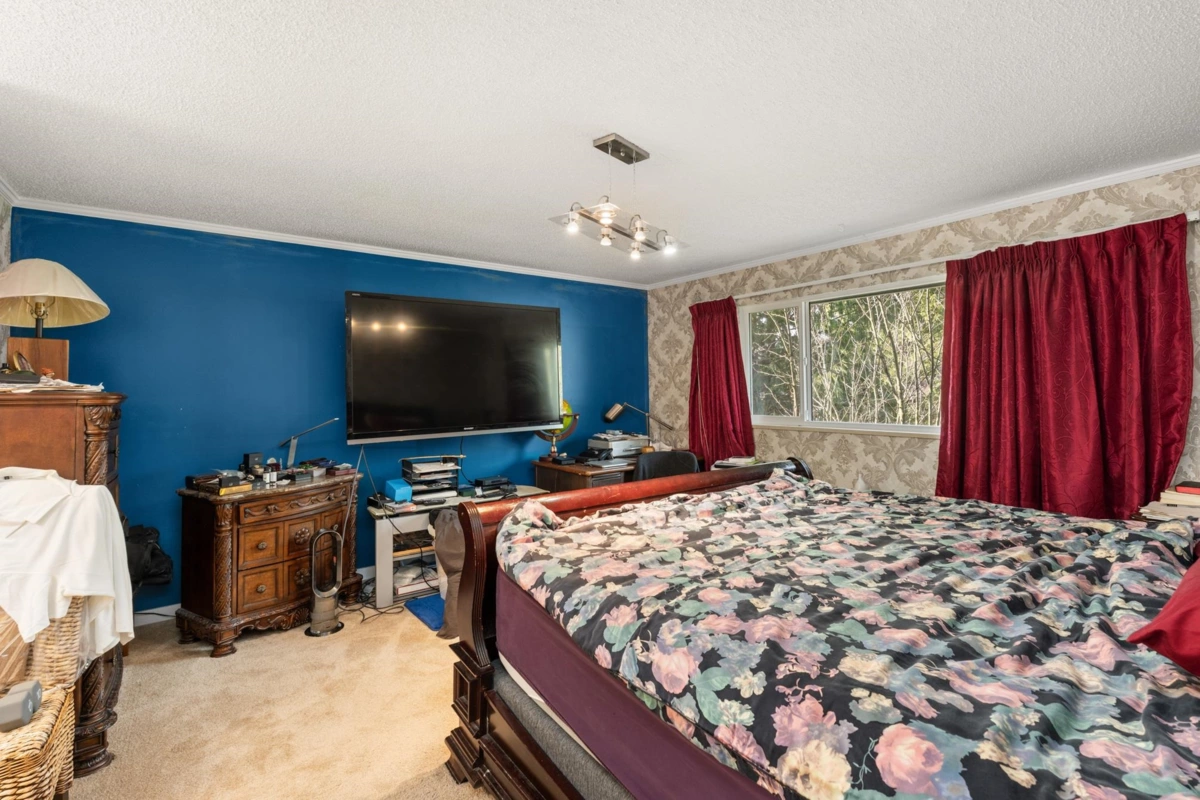 Backyard Photo of 1761 140a Street, Surrey, BC