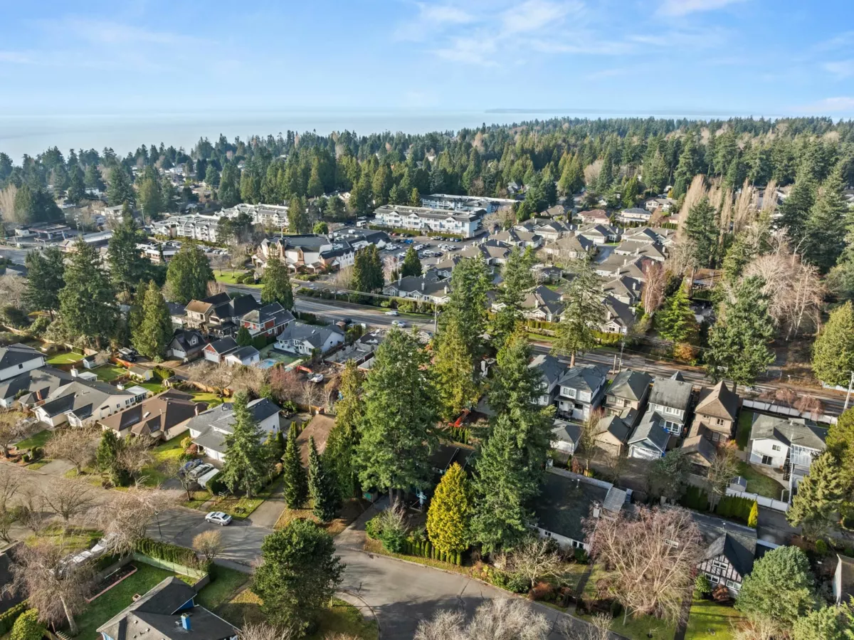 Community Amenities Photo (Clubhouse) of 1761 140a Street, Surrey, BC