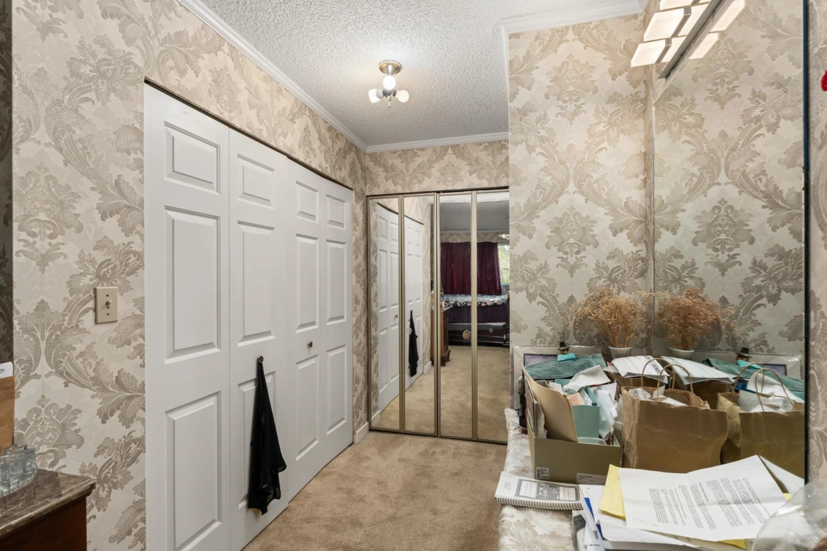 Front Yard Photo of 1761 140a Street, Surrey, BC