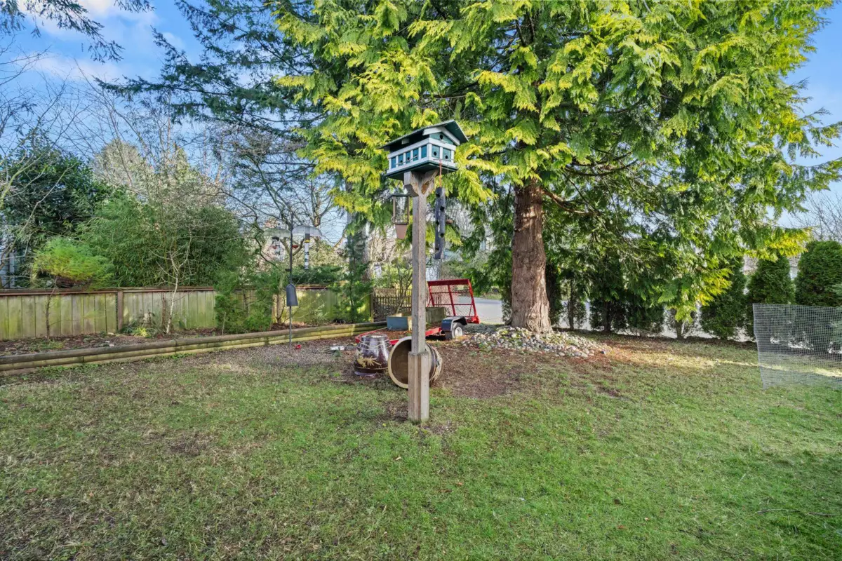 Outdoor Kitchen Photo of 1761 140a Street, Surrey, BC