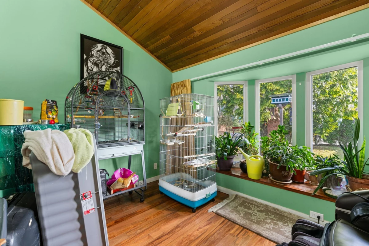 Staircase Photo of 1761 140a Street, Surrey, BC