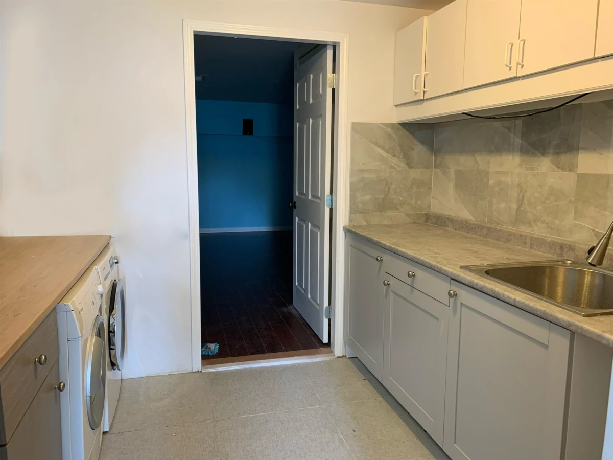 Powder Room Photo of 8163 18th Avenue, Burnaby, BC